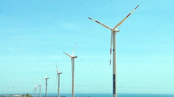 Vientam is investing heavily in wind power projects.(Photo: VNA)