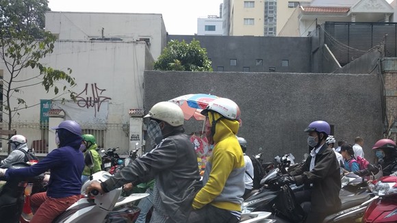 El Nino triggers extreme heat (Photo:Huyen Huong)