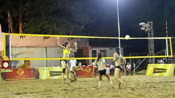 The AVC Women’s Beach Volleyball Tour 2019 in Can Tho gathers 21 teams from 11 countries and territories (Photo: VNA)