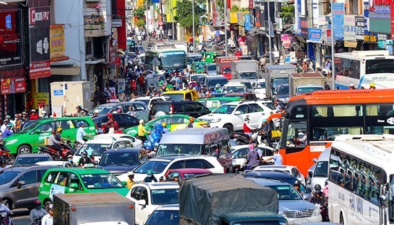 TPHCM sẽ thu phí ô tô lưu thông vào trung tâm thành phố để hạn chế ùn tắc giao thông.