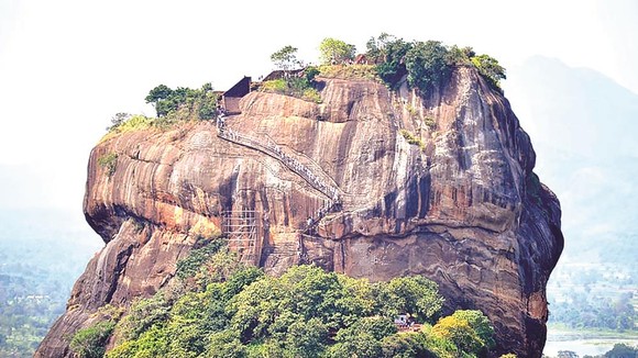 Đá sư tử Sigiriya ở Sri Lanka