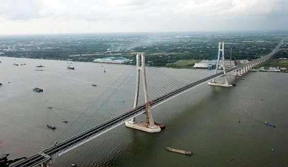 Vam Cong bridge was open to traffic in the Mekong Delta on May 19 (Photo: SGGP)