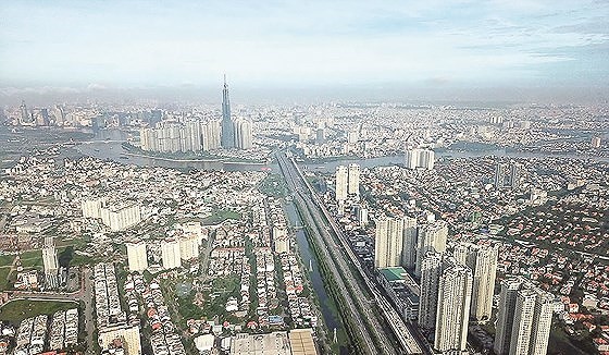 Trung tâm TPHCM nhìn từ độ cao 500m. Ảnh: PHẠM AN DƯƠNG