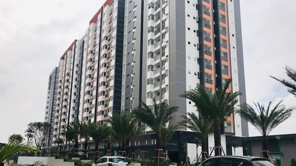 Một dự án chung cư vừa bàn giao nhà cho cư dân vào cuối 2018 tại quận 9, TPHCM Ảnh: HUY ANH