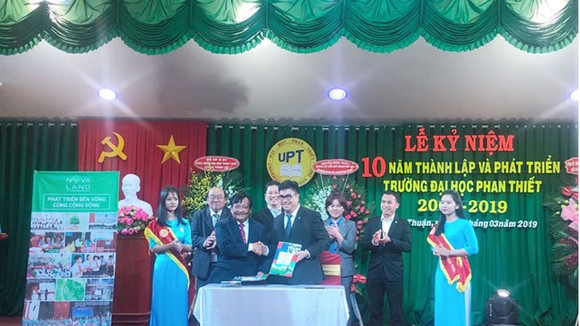 Tập đoàn Novaland ký kết hợp tác chiến lược với Đại học Phan Thiết trong việc đào tạo và cung ứng nguồn nhân lực tại chỗ cho chiến lược phát triển sắp tới tại tỉnh Bình Thuận