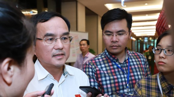 Chủ tịch EVN Dương Quang Thành, ĐBQH Hà Nội trả lời phỏng vấn