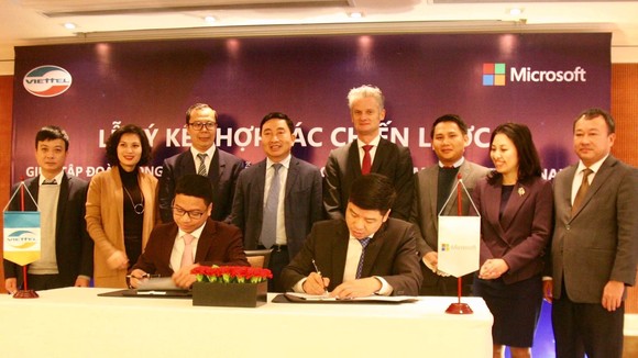 Viettel và Microsoft ký kết hợp tác
