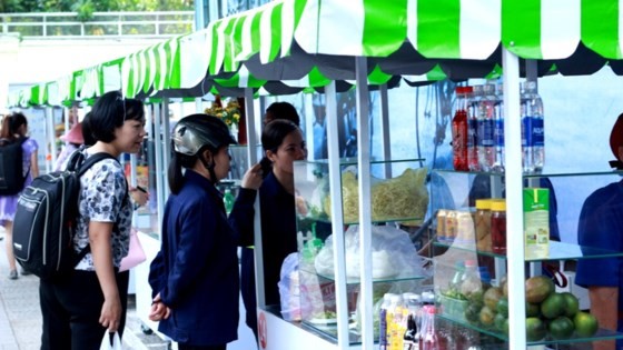 City’s first street food area opens