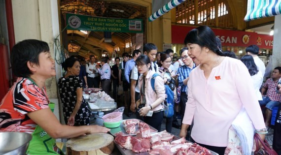 HCMC holds monthly meeting on food safety