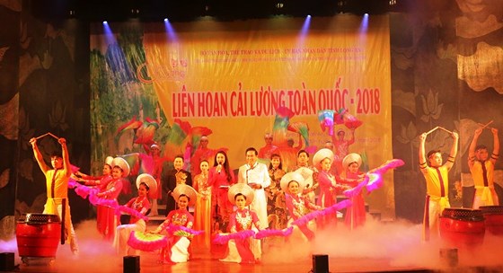 Khai mạc liên hoan Cải lương toàn quốc năm 2018 Một tiết mục ca múa chào mừng Liên hoan Cải lương