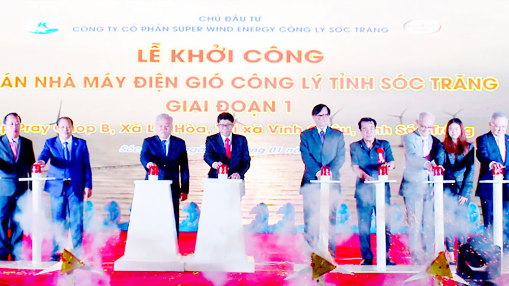Triển vọng kinh tế biển Sóc Trăng Dự án điện gió đầu tiên trên địa bàn tỉnh Sóc Trăng vừa được khởi công