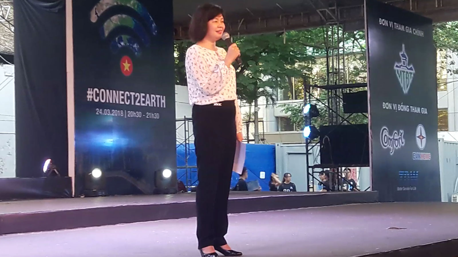 Hơn 2.000 tình nguyện viên tham gia phát động chiến dịch Giờ Trái đất 2018 ảnh 3