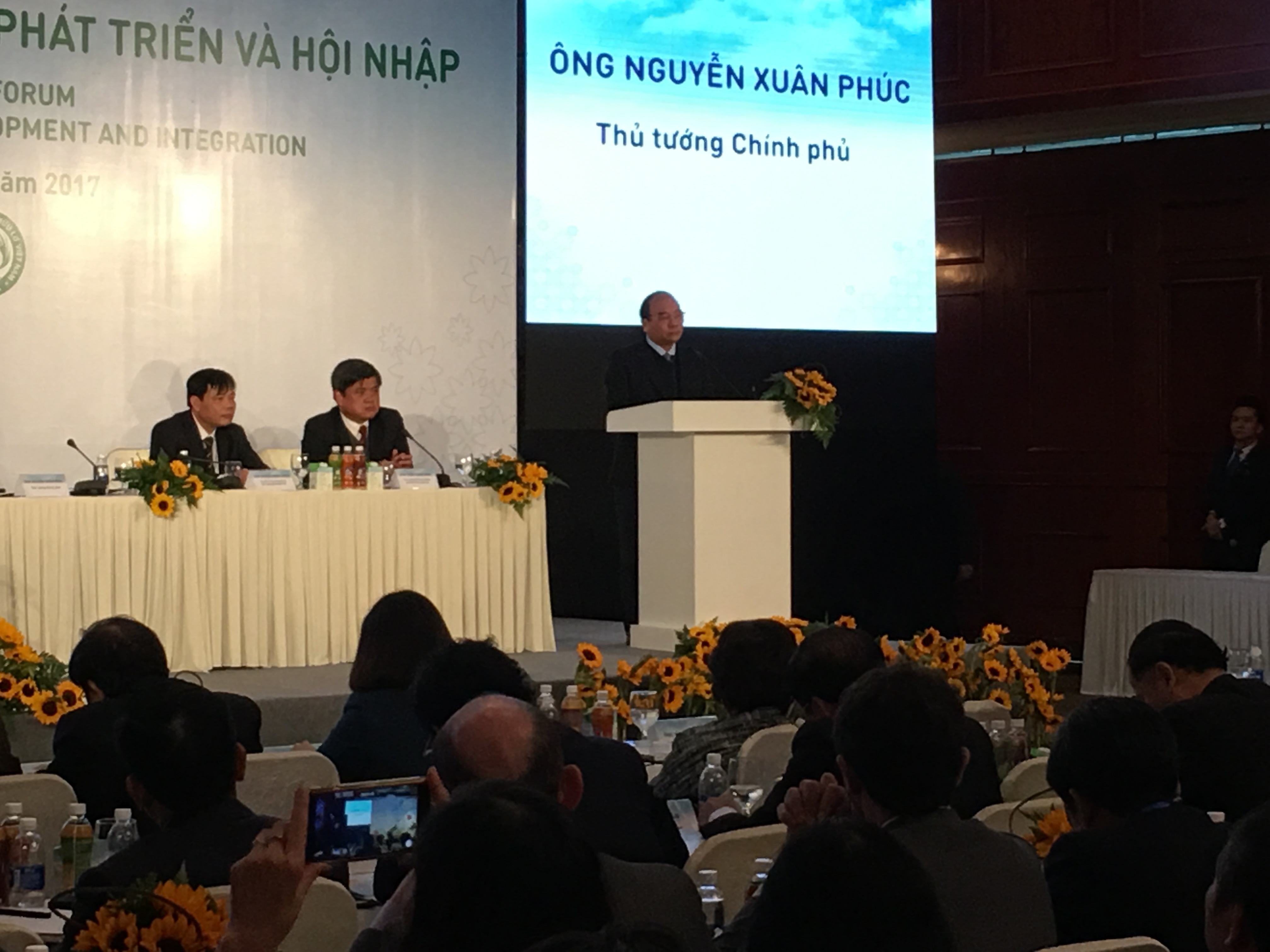 Thủ tướng yêu cầu không phát triển nông nghiệp hữu cơ ồ ạt ảnh 1