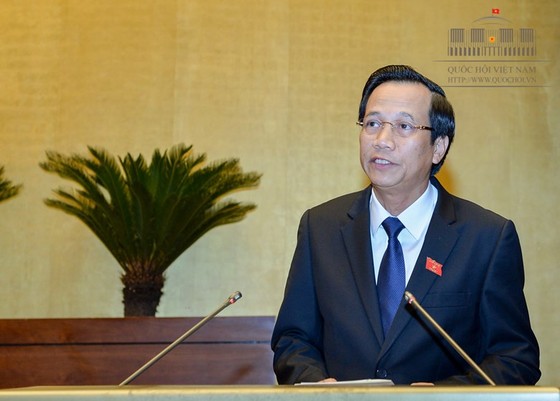 100 lao động tranh nhau 3 thẻ đi vệ sinh trong một buổi sáng ảnh 3