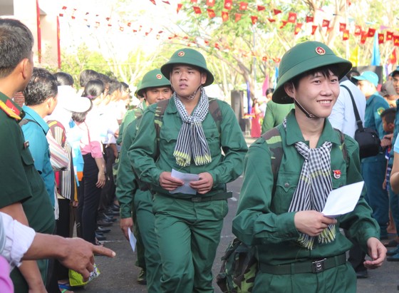 4.470 thanh niên TPHCM lên đường gánh vác trọng trách bảo vệ Tổ quốc ảnh 8