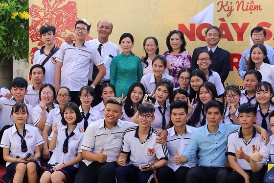 Trường THPT Vĩnh Viễn: Xây dựng môi trường sư phạm tiên tiến, hiện đại ảnh 1