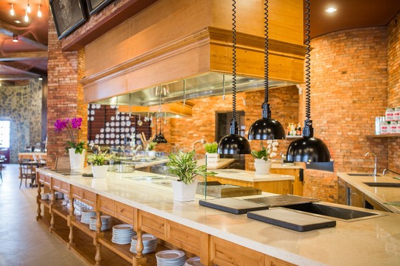 Mercure Danang French Village Bana Hills được vinh danh trong Top khách sạn 4 sao hàng đầu Việt Nam ảnh 2