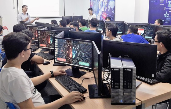 Cấp thiết tìm giải pháp phân luồng học sinh ảnh 1