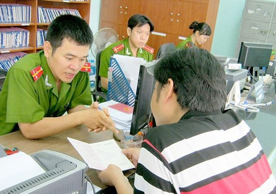 Chính phủ đồng ý bỏ sổ hộ khẩu, giấy chứng minh nhân dân ảnh 1
