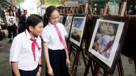 Đường sách TPHCM khai mạc chuỗi hoạt động “Ký ức Xuân Mậu Thân 1968” ảnh 2
