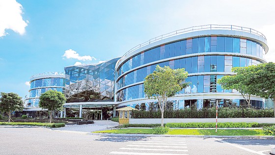 Cuộc sống đẳng cấp với hệ thống tiện ích sang trọng tại khu biệt thự Saroma Villa ảnh 2