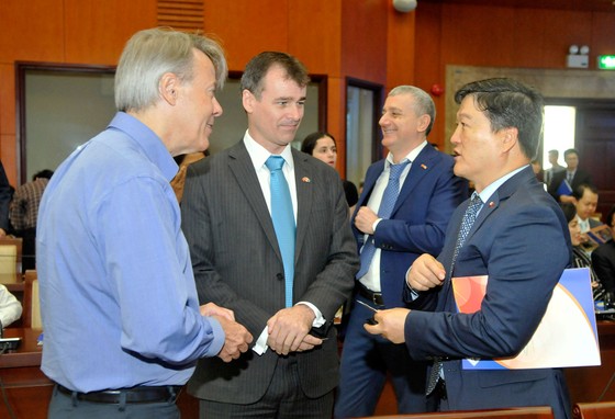 Hội nghị gặp gỡ giữa lãnh đạo TPHCM và doanh nghiệp FDI: Đột phá cơ chế, phát triển nhanh và bền vững ảnh 7