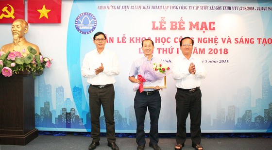 Khen thưởng nhiều tập thể, cá nhân có sáng kiến khoa học ảnh 1