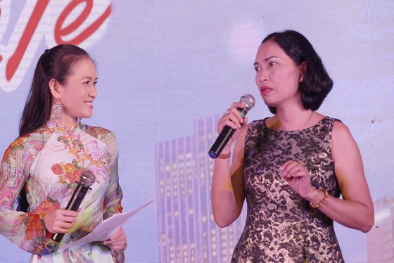 Chương trình ca nhạc đặc biệt và giao lưu "Như hoa không tên" ảnh 3