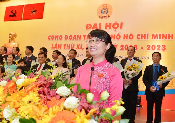 Đồng chí Trần Thị Diệu Thúy tái đắc cử Chủ tịch Liên đoàn Lao động TPHCM khóa XI ảnh 2