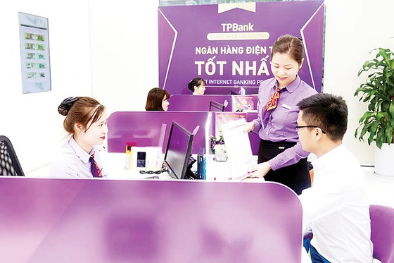 TPBank miễn hơn 60 loại phí dịch vụ cho khách hàng ảnh 1