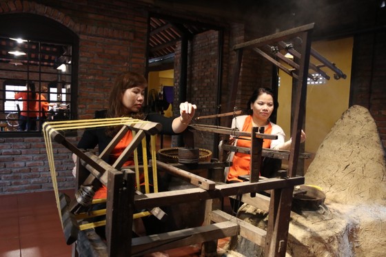 Tìm giải pháp "cứu" nghề ươm tơ, dệt lụa truyền thống Quảng Nam ảnh 5