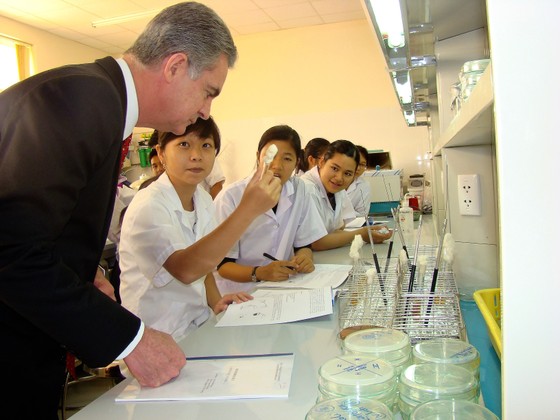 Lần đầu tiên Việt Nam có hai đại học lọt vào top 1.000 của thế giới ảnh 2