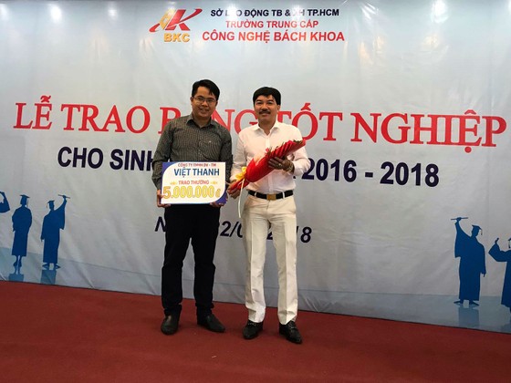 100% học sinh trung cấp tốt nghiệp có việc làm ảnh 1