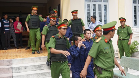 27 năm tù cho 10 bị cáo tham gia gây rối ở Bình Thuận ảnh 2