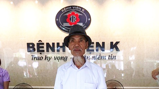Kỳ tích cụ ông 77 tuổi chiến thắng ung thư được 48 năm ảnh 1