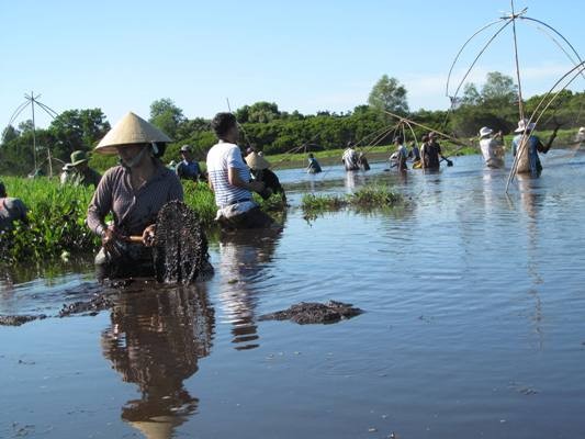 Độc đáo lễ hội "Phá Trằm” ở Quảng Trị ảnh 2