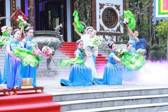 Thiêng liêng lễ hội tưởng nhớ người mở cõi ảnh 5