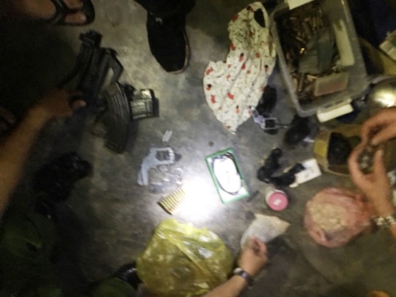 Những điều ít biết về đường dây sản xuất súng đạn khủng vừa bị triệt phá ảnh 5
