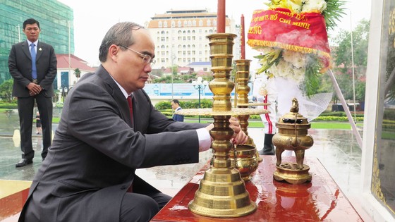 Bí thư Thành ủy TPHCM Nguyễn Thiện Nhân kết thúc tốt đẹp chuyến thăm, làm việc tại Lào và Campuchia ảnh 1