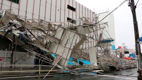 Siêu bão Jebi tiếp tục gây thiệt hại tại miền Tây Nhật Bản ảnh 9