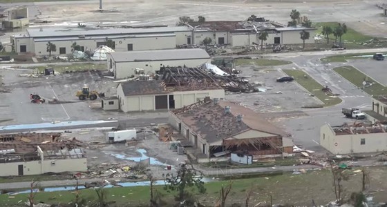 Siêu bão Michael tấn công Florida: 17 người chết, một căn cứ quân sự bị san bằng, cả thị trấn bị xóa sổ ảnh 11