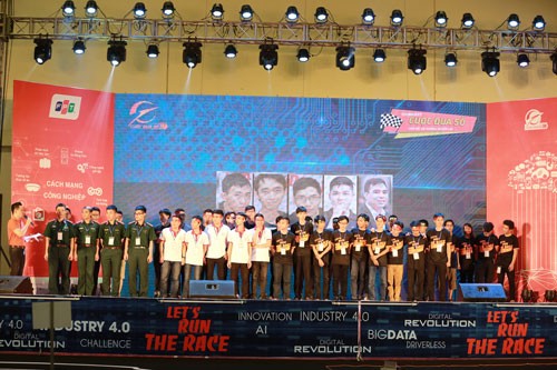 Học viện Quân sự đoạt giải đua xe công nghệ lần đầu tiên ảnh 1