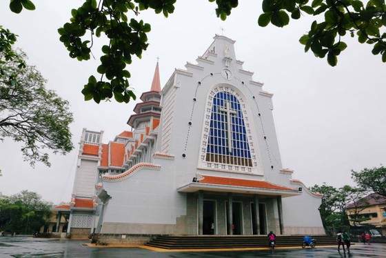 Hai nhà thờ tuyệt đẹp trên đất cố đô hình ảnh 10 Hai nha tho tuyet dep tren dat co do hinh anh 10