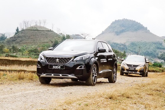 Bộ đôi SUV Peugeot thế hệ mới 3008 và 5008 chinh phục khách hàng Việt ảnh 1