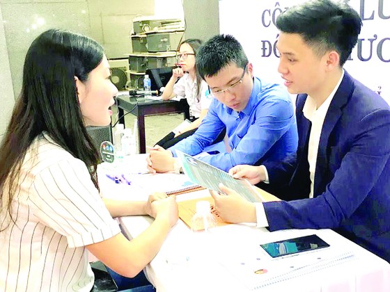 Doanh nghiệp săn tìm nhân sự pháp lý ảnh 1