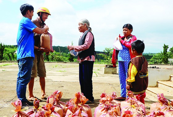 Dấu ấn sức trẻ tình nguyện ảnh 2
