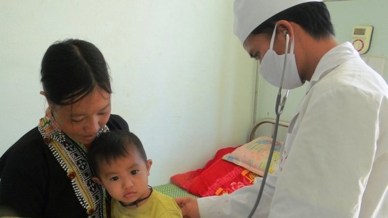Phát triển y tế cơ sở, tạo nền tảng hướng tới bao phủ chăm sóc sức khỏe toàn dân ảnh 2