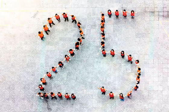 Một C.T Group trẻ hơn sau 25 năm ảnh 1