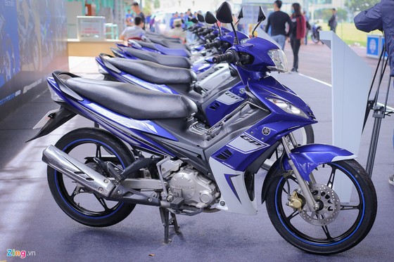 Ngam lai nhung chiec Exciter GP qua cac the he hinh anh 2