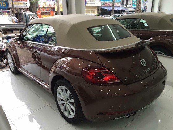 Con bọ Volkswagen Beetle Convertible 2017 cập bến Việt Nam - Ảnh 2. Con bọ Volkswagen Beetle Convertible 2017 cập bến Việt Nam - Ảnh 2.